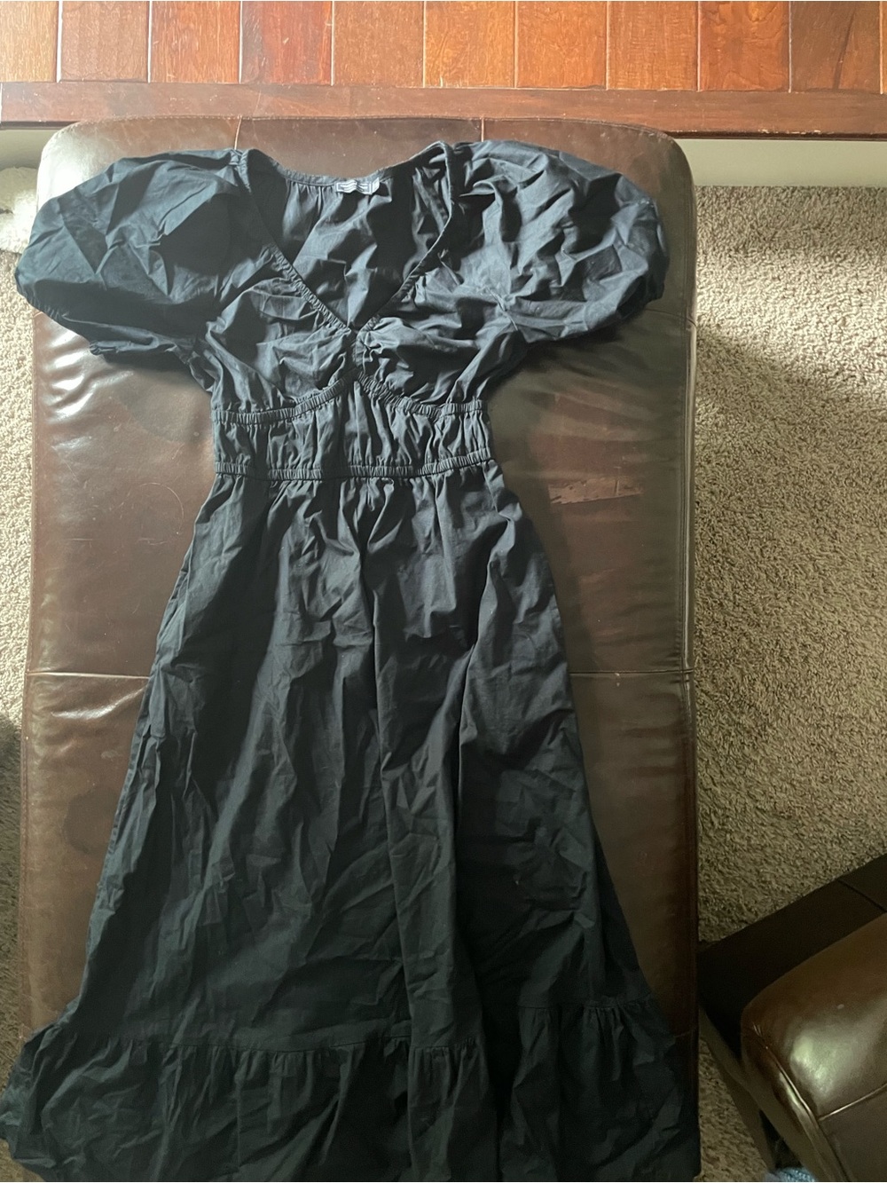 Vineyard Vines Black Puff-Sleeve Maxi Dress